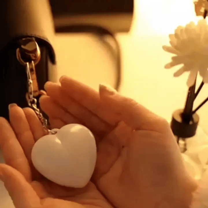 HeartGlow Handbag Light (2-Pack) – Find Anything Fast